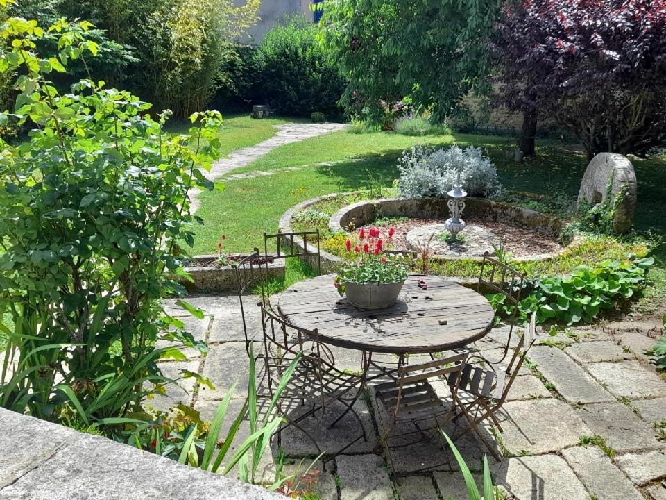 Suite Privative Terrasse Alençon Exteriör bild
